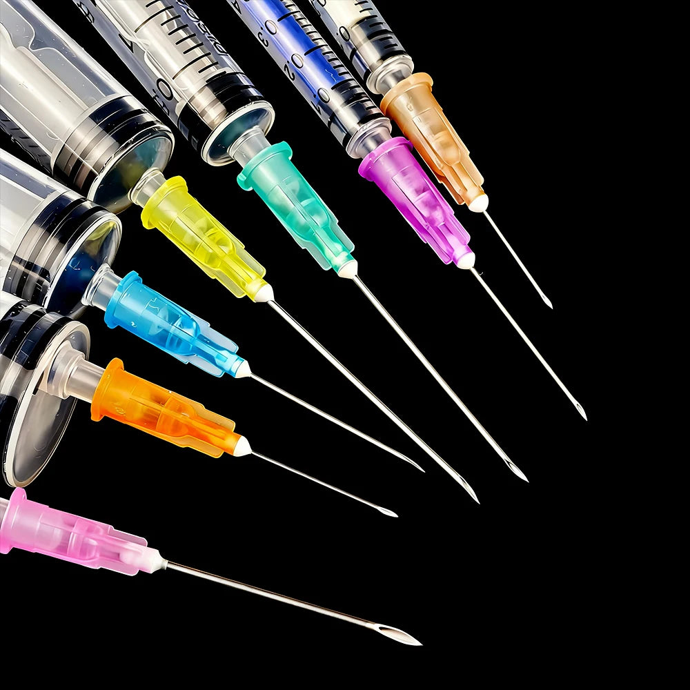 7-Piece Set of Glue Applicators and Syringes for Veterinary and Industrial Use, Pet Feeding, with 1+3+5+10+20+30ml Capacities, Equipped with Pointed Needles and Caps, Suitable for Liquids, Glue, Ink, Perfume, and Lip Gloss Pr