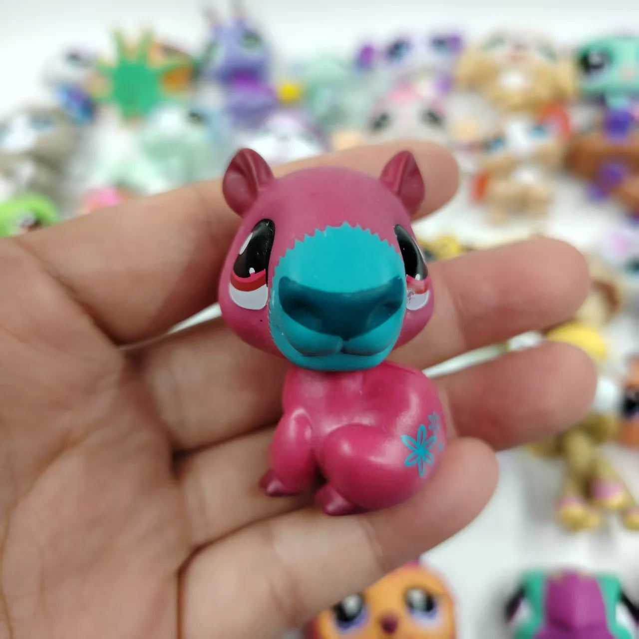 NEW LPS Pet Toys Cute Animal Can Shake Head Kitten Series 4 Original Collection Toys for Girls Christmas Birthday Gift