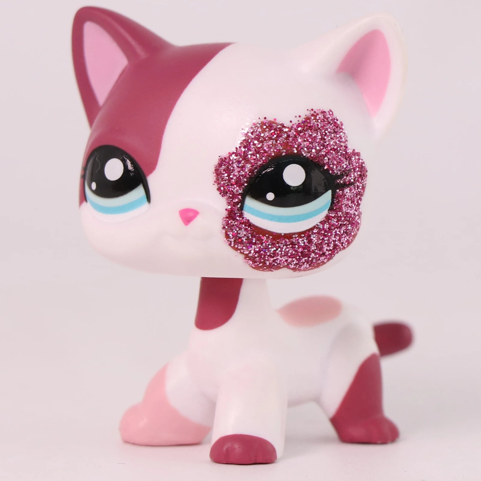 LPS Mini Pet Shop Pet Bobble Head Toy Rare Shorthair Cat with Accessories Collectible Gift for Child Cute Animal Toys