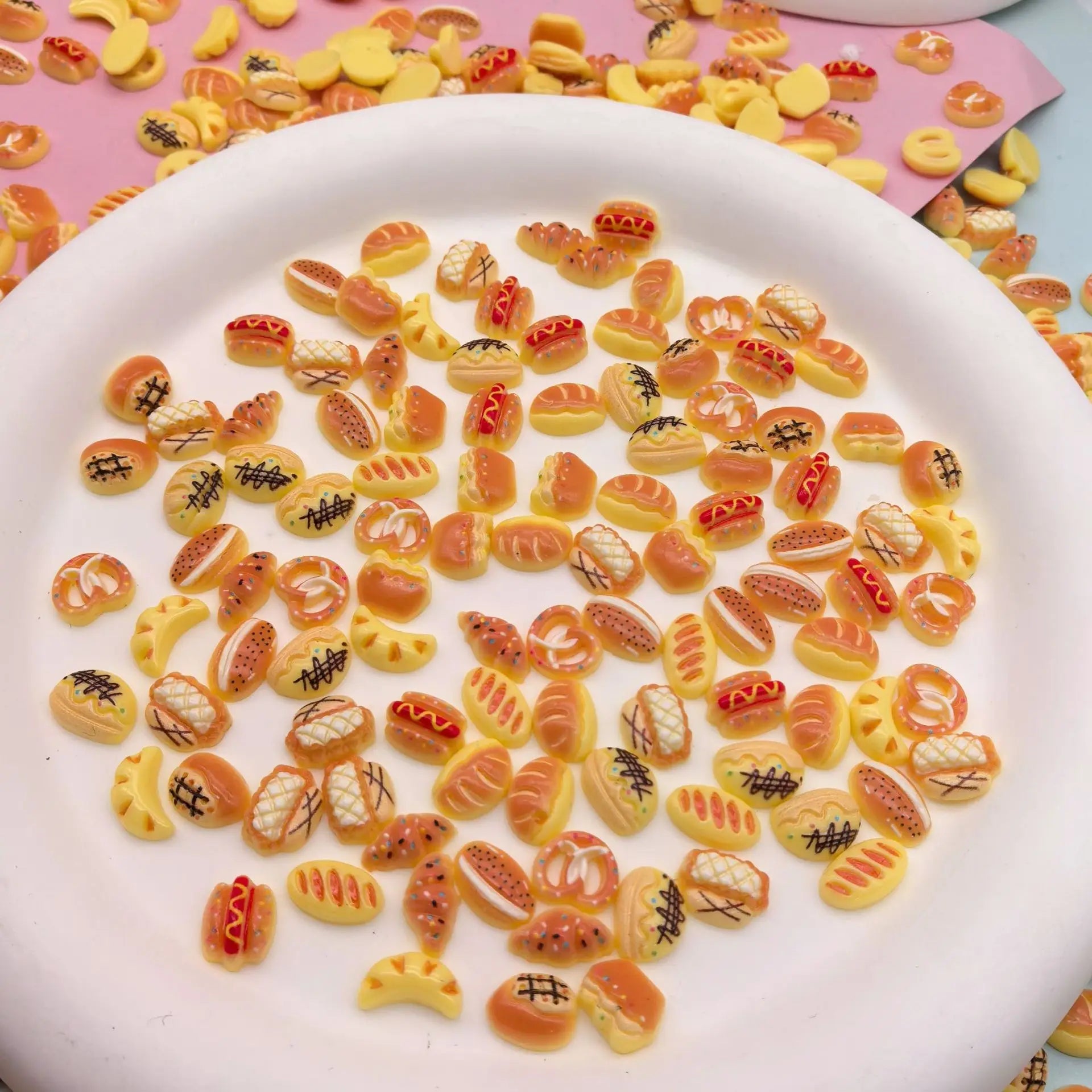 30pcs Mini Bread Hot Dog Food Toast Bread Assorted Models Food Play Dollhouse Resin Miniature Handmade DIY Accessories