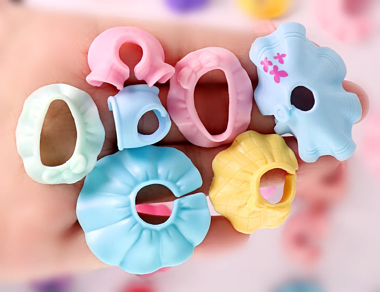 15 Pcs Minilpsshop Pet Shop Accessories Random Clothes Outfit Necklace Collars Bone Hat Scarf For Cat's and Dog's for LPS