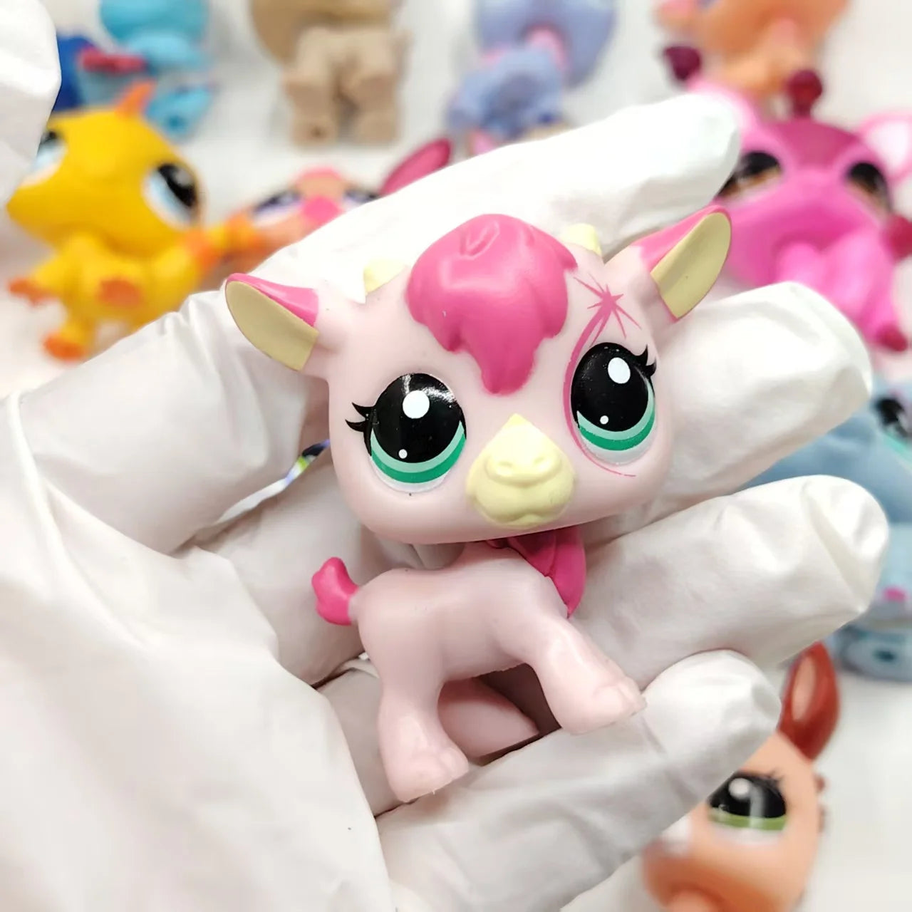 NEW LPS Pet Toys Cute Animal Can Shake Head Kitten Series 4 Original Collection Toys for Girls Christmas Birthday Gift