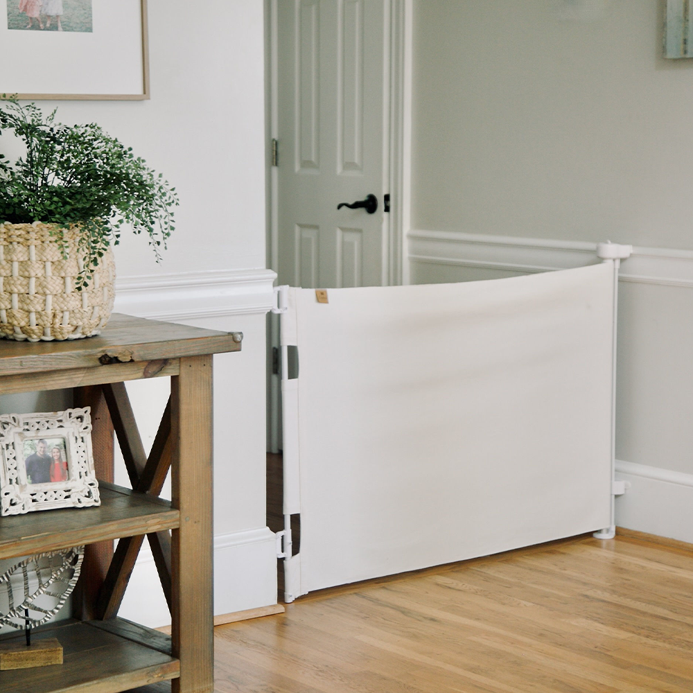 Crypton® Fabric Baby & Pet Safety Gate – Stylish, Stain-Resistant, PFAS-Free | fit openings from 27.6" to 55" wide and stand 33"