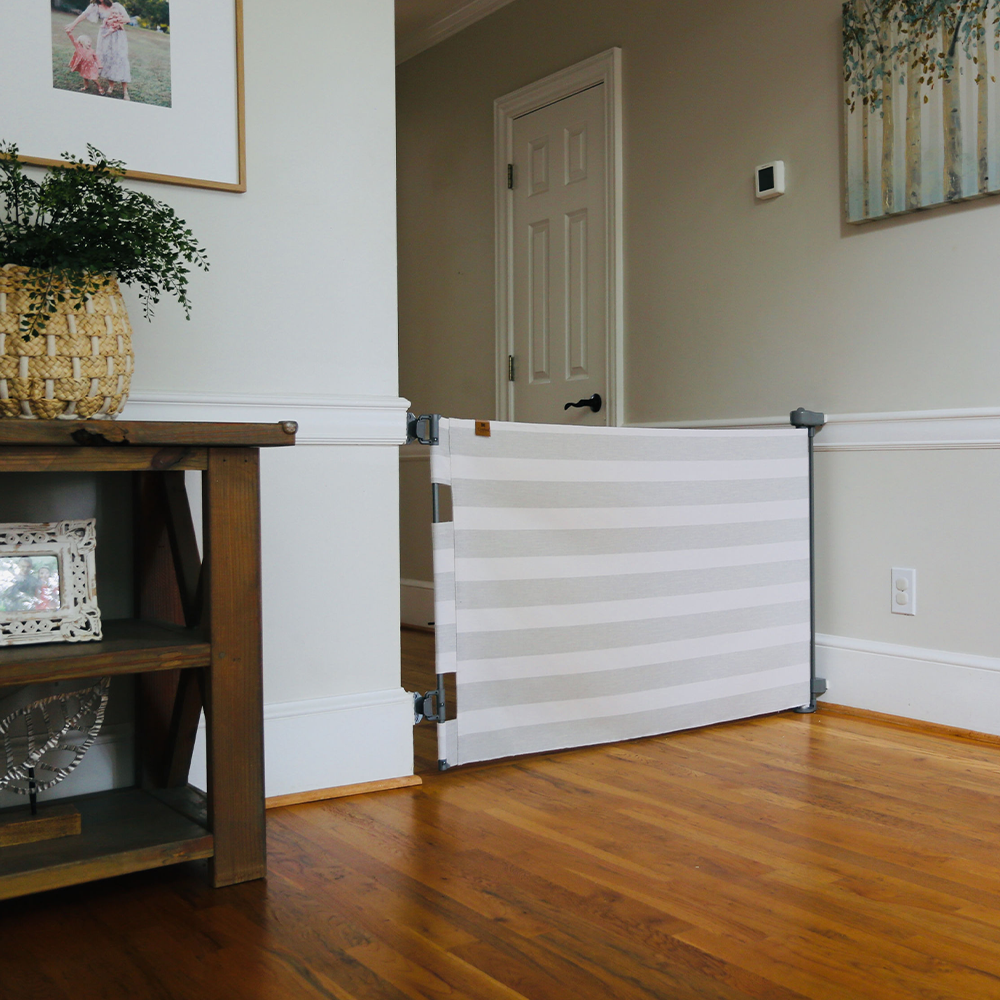 Crypton® Fabric Baby & Pet Safety Gate – Stylish, Stain-Resistant, PFAS-Free | fit openings from 27.6" to 55" wide and stand 33"