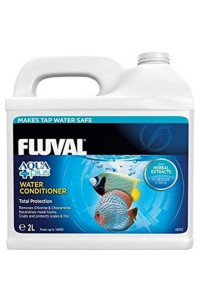 Fluval Aqua Plus Tap Water Conditioner 0.5 gallon