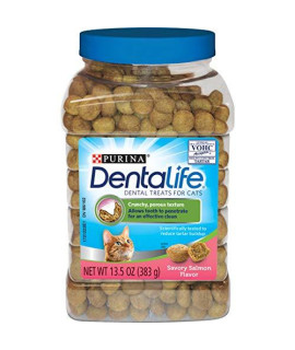 Purina DentaLife Made in USA Facilities Cat Dental Treats, Savory Salmon Flavor - 13.5 oz. Canister