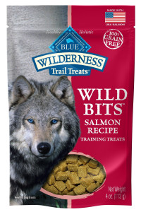 Blue Buffalo Salmon Wild Bits Trail Treats 4 oz (8 Pack)