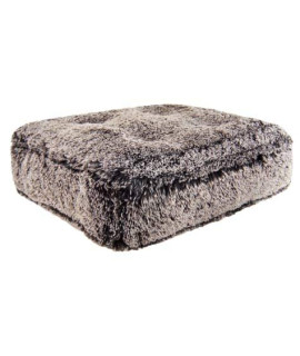Frosted Willow Ultra Plush Faux Fur Luxury Shag Durable Sicilian Rectangle Pet Bed, 32" L X 26" W X 6" H. Ideal for Either Dogs and Cats, is Perfect and fits in Easily with Your existing Home Decor.