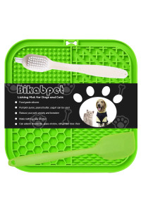 Bikabpet Lick Mat For Dogs, Peanut Butter And Slow Feeders For Dogs, Dog Lick Mat With Suction Cups, Apply Dog Bath Grooming To Divert Anxiety,Silicone Scraper And Scrubbing Brush (Green01)