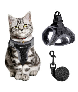 Cat Harness and Leash Set for Walking Escape Proof, Adjustable Easy Control Harness for Medium Large Small Cats with Reflective Strips