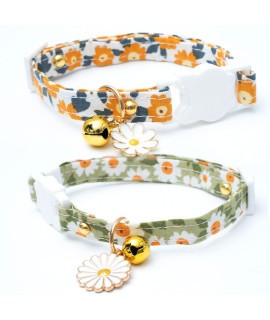 2 Pack Cotton Breakaway Cat Collars with Bell Daisy Pendant Kitty Kitten Collars Green Orange Collar for Female Girl Cats Male Boy Cats
