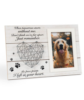 Pet Memorial Gifts, Pet Loss Memorial Frame Leave Paw Prints on Our Hearts, Paw Prints Sympathy Frame Gift for Loss of Dog and Cat